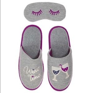 Dearfoams Wine Time Slipper & Mask Set